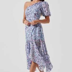 ASTR The Label Santorini Floral one shoulder midi dress Size XS